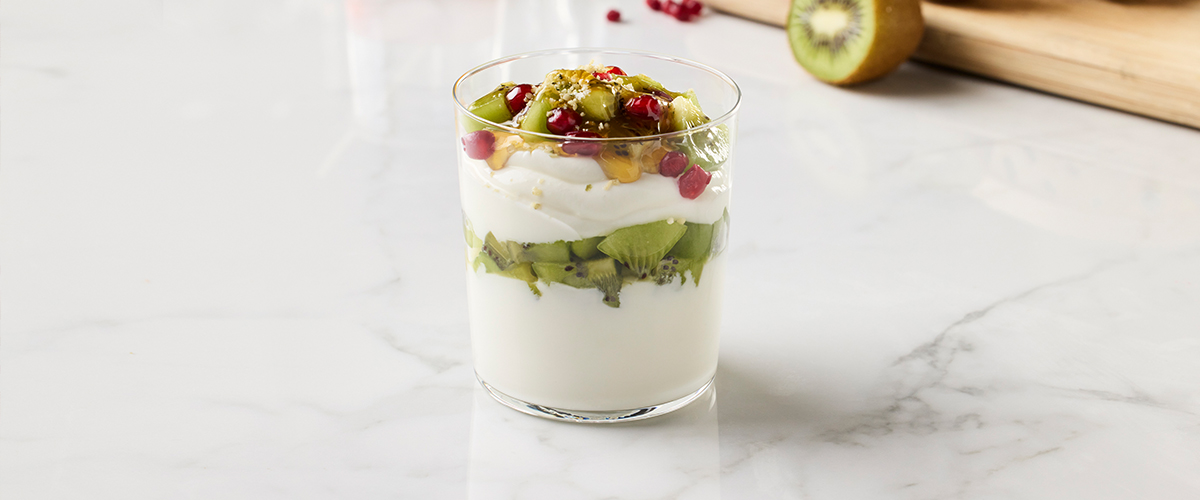 Kiwi-Granatapfel-Parfait