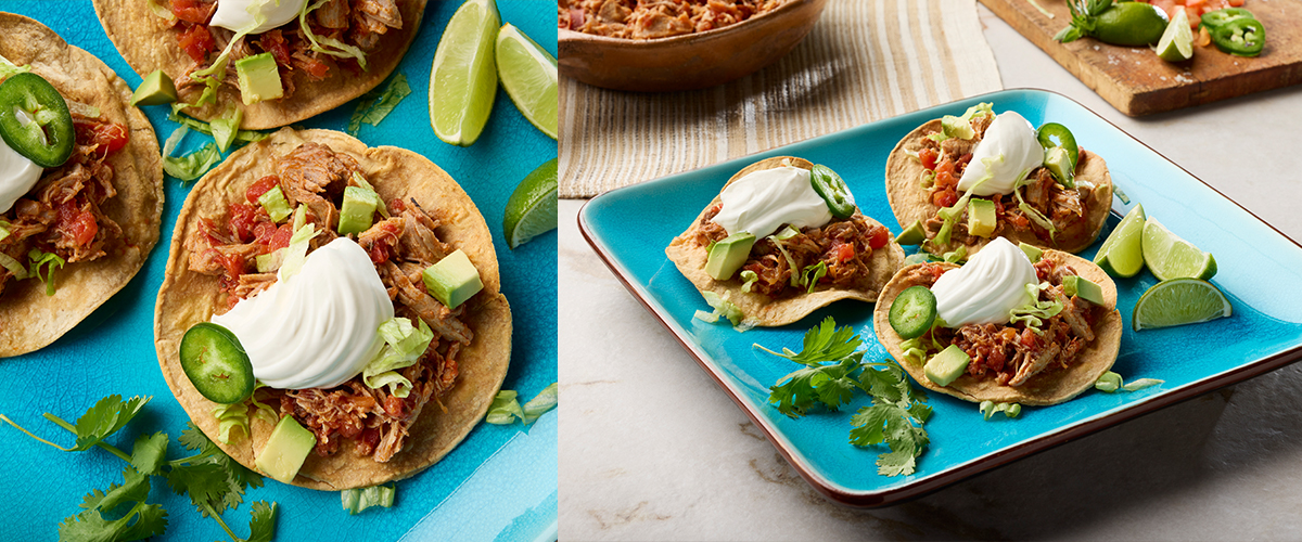 Tinga-Tostadas mit geschnetzeltem Schweinefleisch und FAGE Joghurt