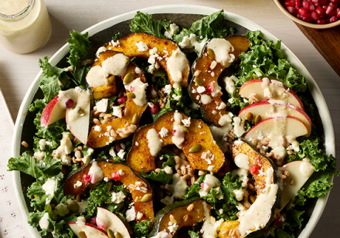 Erntesalat mit Joghurt-Dressing